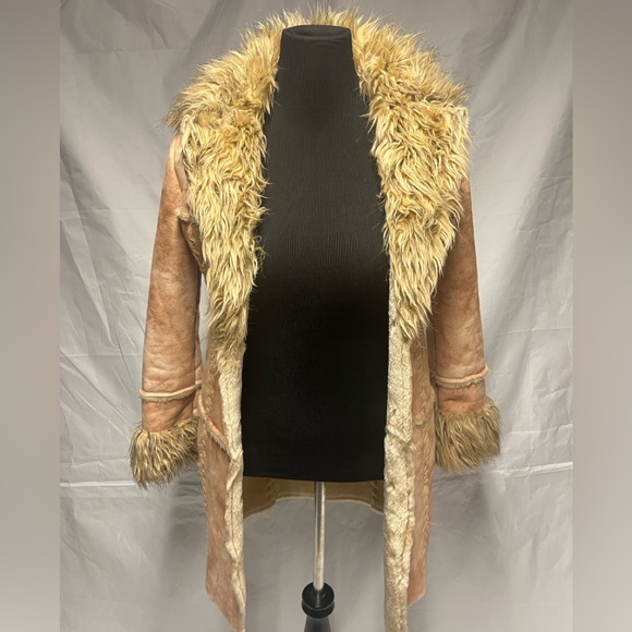 Scandinavian Design Collection Pina Colada Coat M
NWOT - Picture 5 of 16